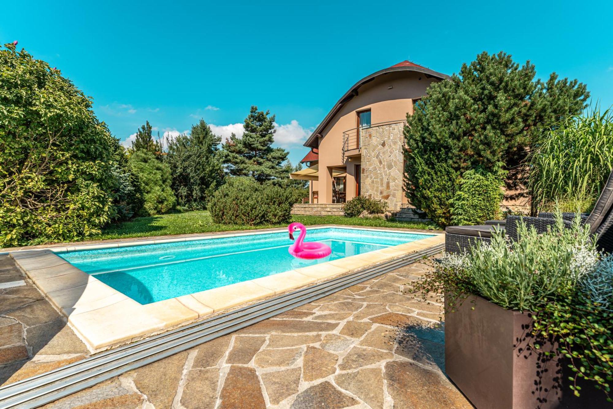 Villa With Pool & Sauna In Beer Village Велке-Поповіце Екстер'єр фото